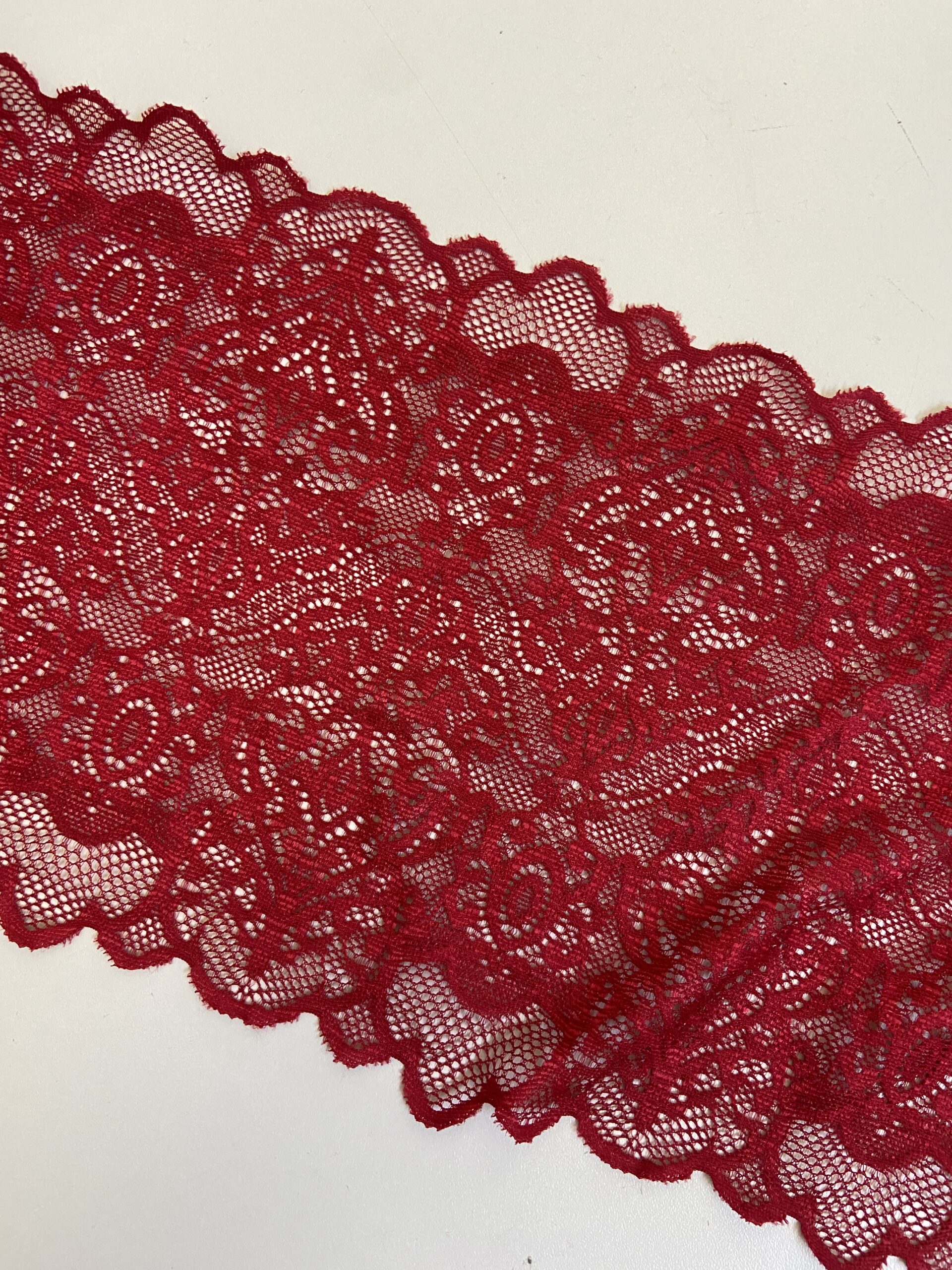 Renda Lisa Rubi - Imagem 4